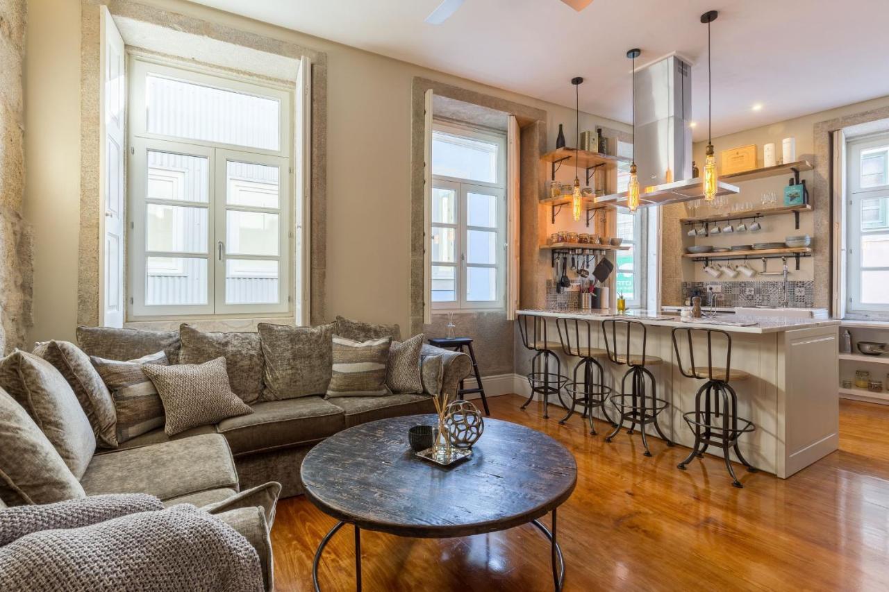 Elegant 2Br Duplex In City Center By Lovelystay Porto Exteriér fotografie